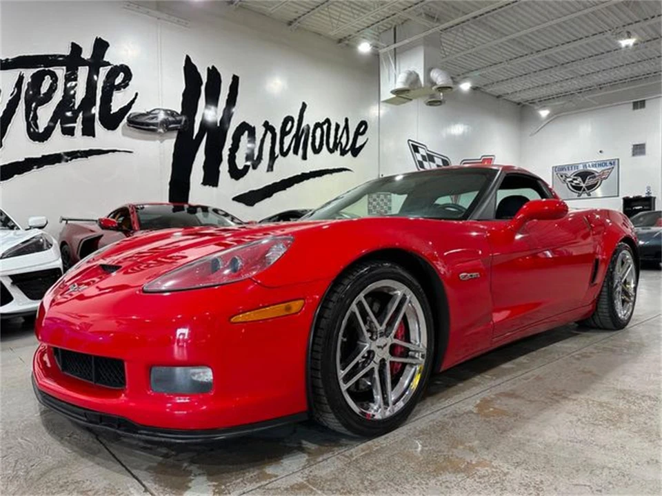 2007 Chevrolet Corvette C6 - Image 25 of 30