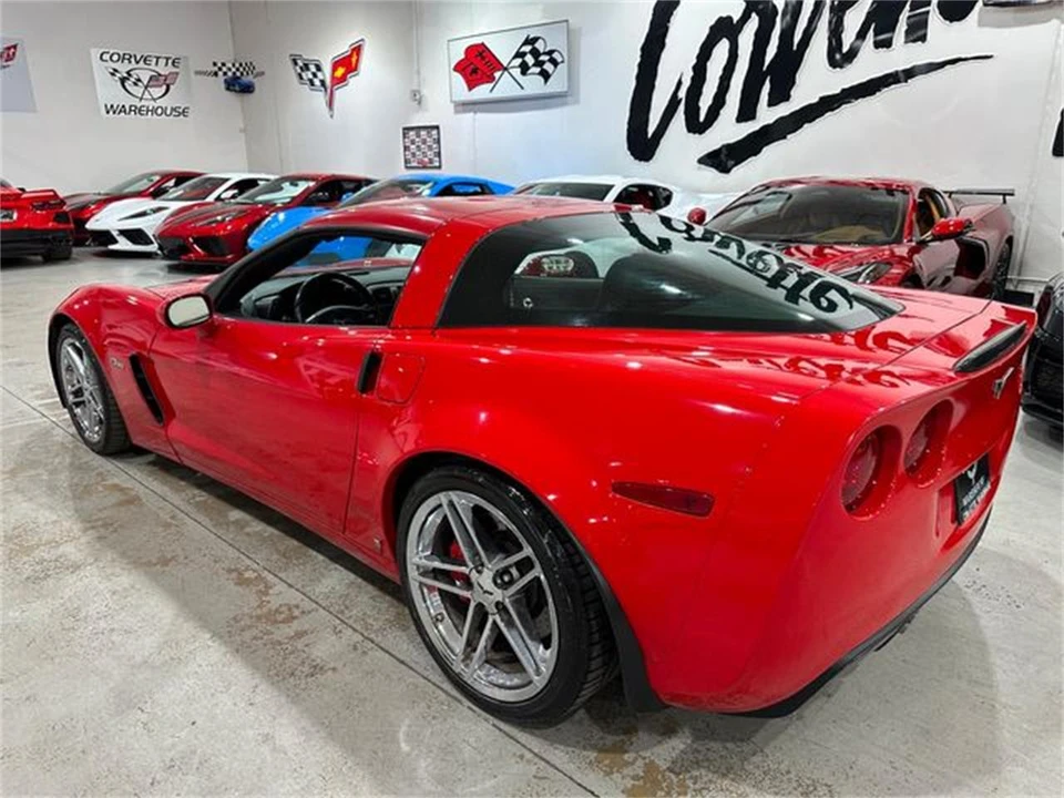 2007 Chevrolet Corvette C6 - Image 27 of 30