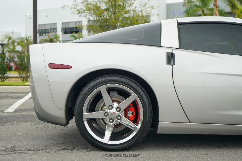 2007 Chevrolet Corvette C6 - Image 10 of 12