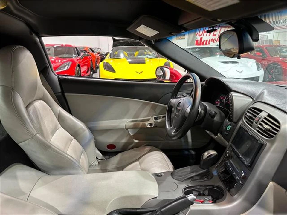2007 Chevrolet Corvette C6 - Image 14 of 30