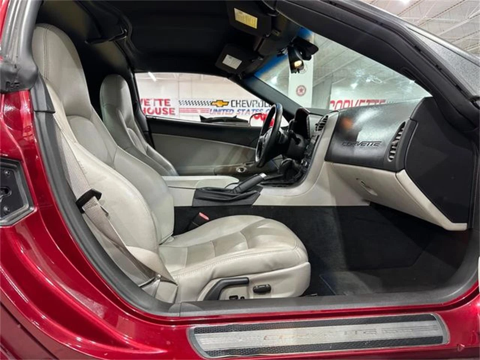 2007 Chevrolet Corvette C6 - Image 11 of 30