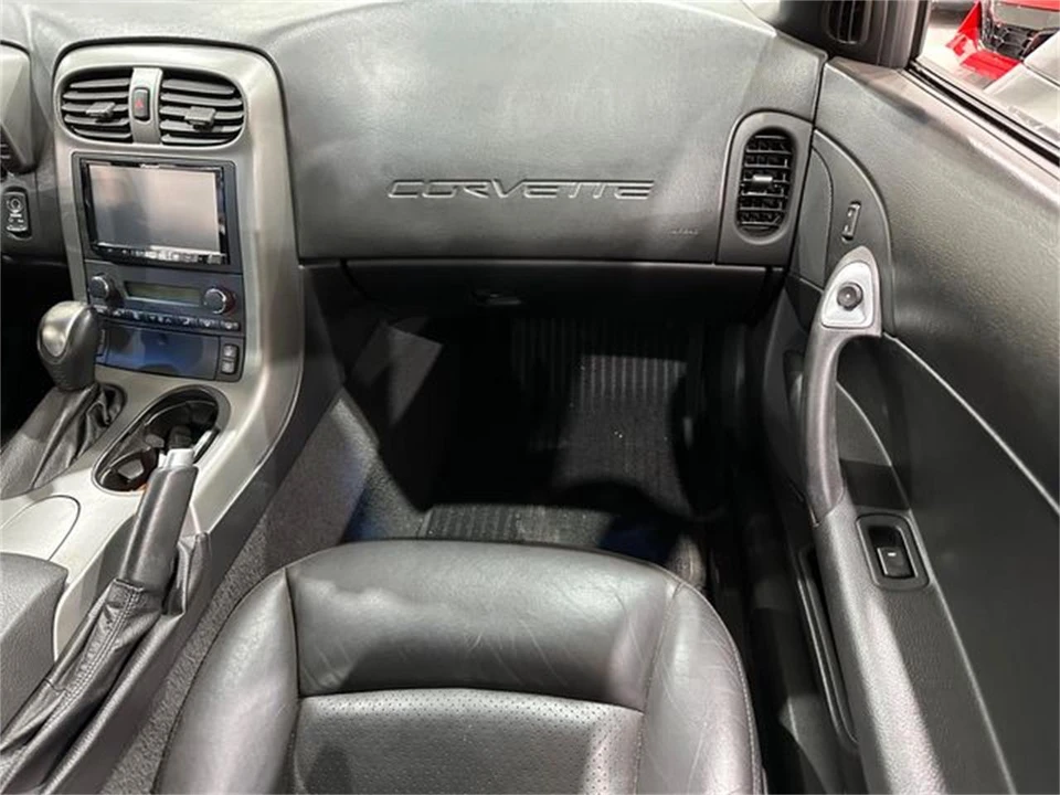 2007 Chevrolet Corvette C6 - Image 15 of 30