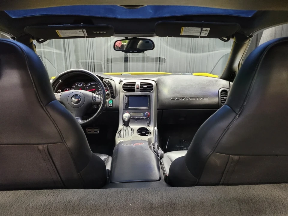 2007 Chevrolet Corvette C6 - Image 2 of 12