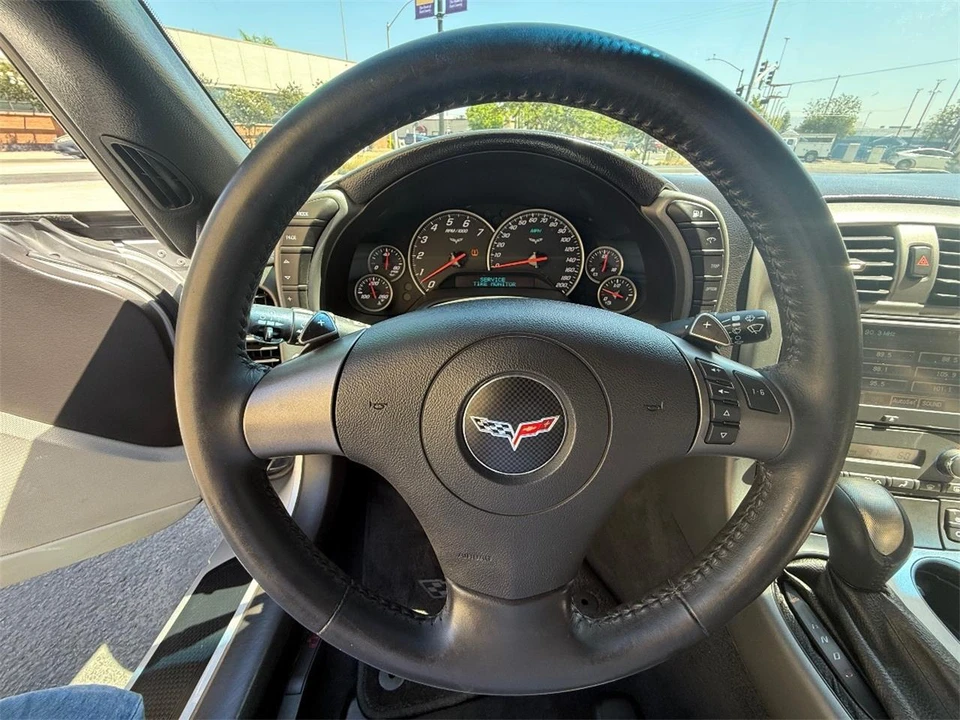 2007 Chevrolet Corvette C6 - Image 19 of 21