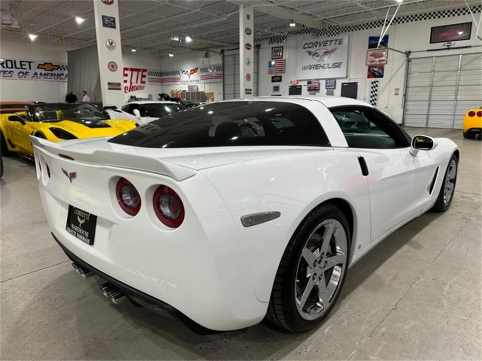 2007 Chevrolet Corvette C6 - Image 28 of 30