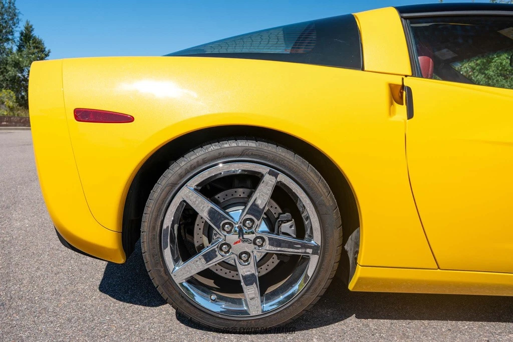 2007 Chevrolet Corvette C6 - Image 10 of 12