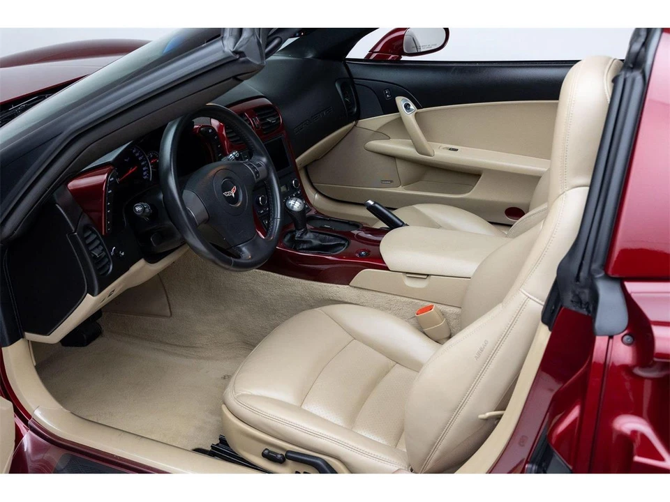 2007 Chevrolet Corvette C6 - Image 25 of 31