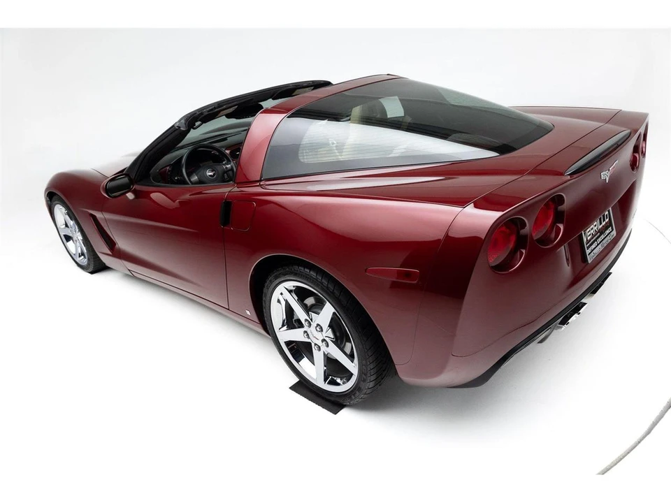 2007 Chevrolet Corvette C6 - Image 2 of 31