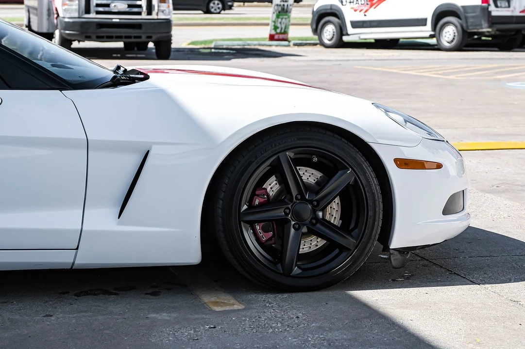2007 Chevrolet Corvette C6 - Image 11 of 21