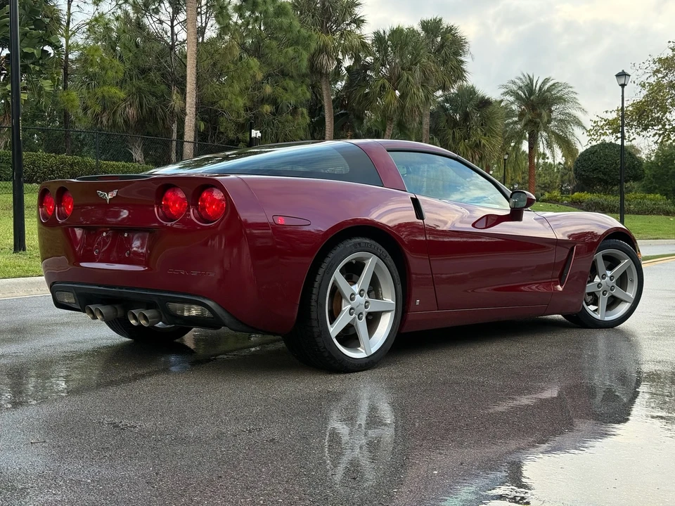 2007 Chevrolet Corvette C6 - Image 2 of 21