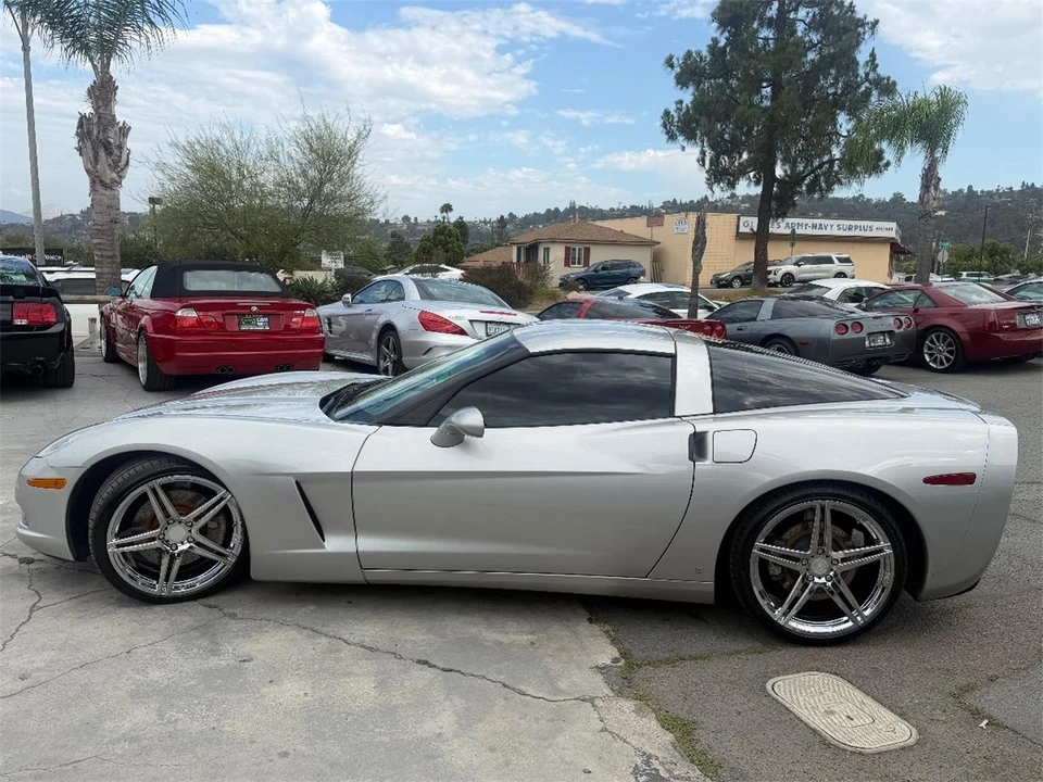 2007 Chevrolet Corvette C6 - Image 6 of 21
