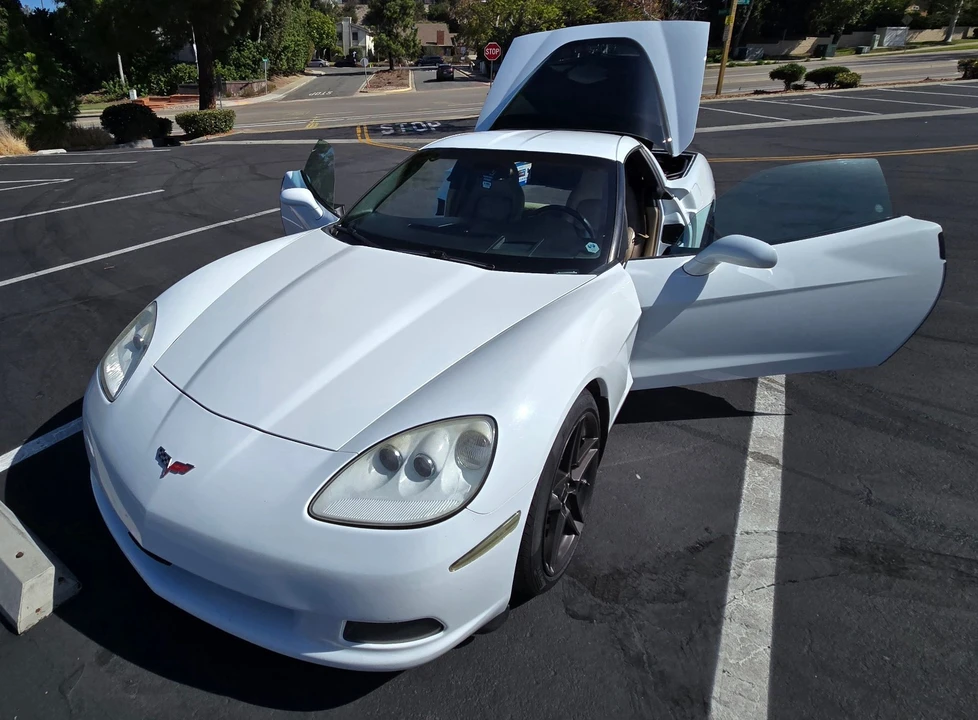 2007 Chevrolet Corvette C6 - Image 2 of 13