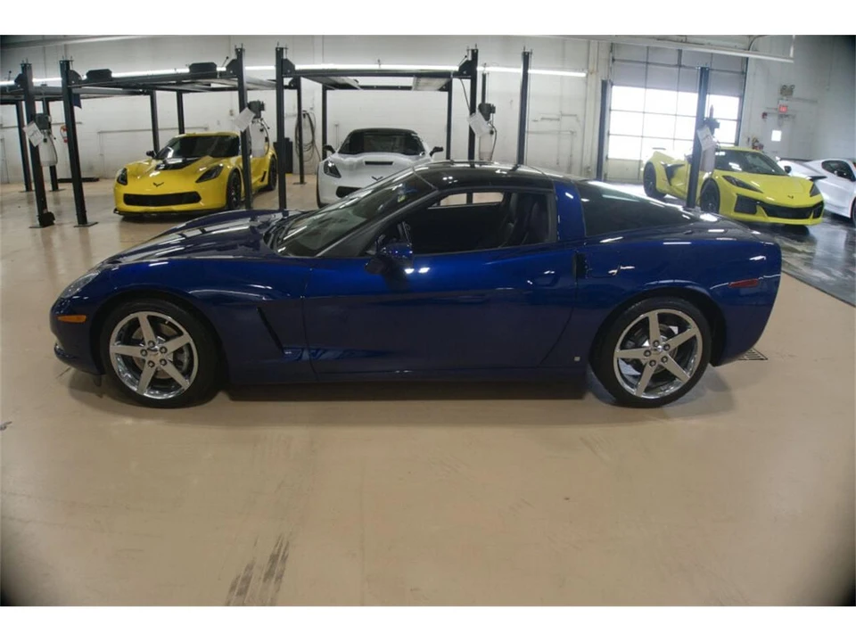 2007 Chevrolet Corvette C6 - Image 2 of 31