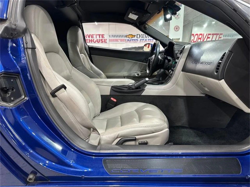 2007 Chevrolet Corvette C6 - Image 11 of 30