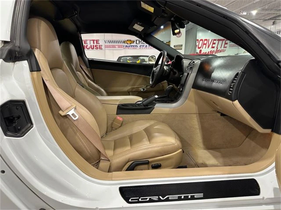 2007 Chevrolet Corvette C6 - Image 10 of 30