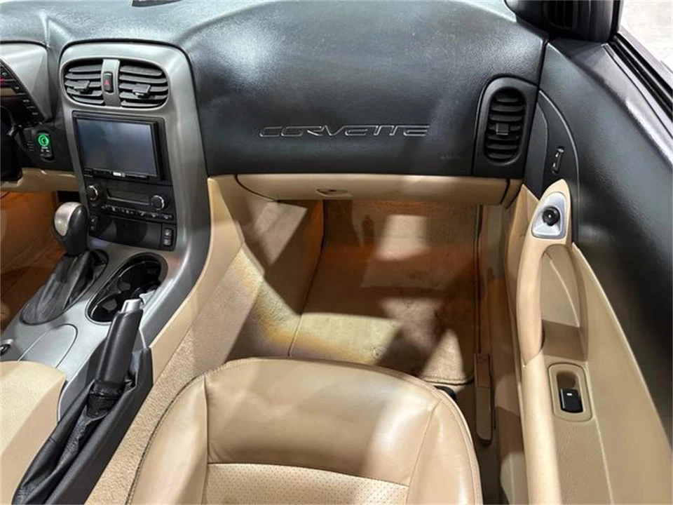 2007 Chevrolet Corvette C6 - Image 13 of 30