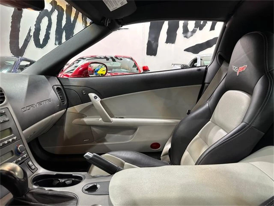 2007 Chevrolet Corvette C6 - Image 11 of 27