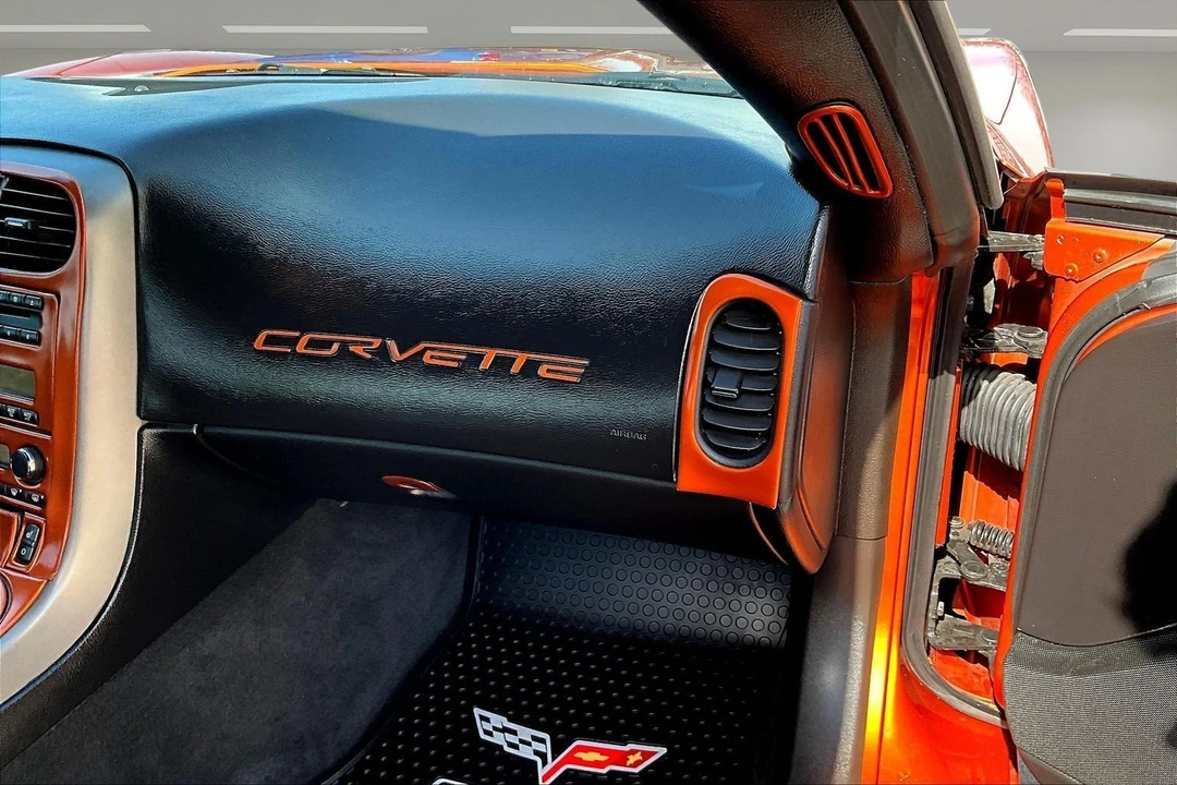 2007 Chevrolet Corvette C6 - Image 19 of 21
