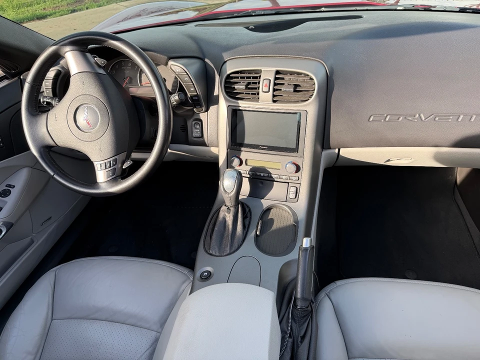 2007 Chevrolet Corvette C6 - Image 13 of 16