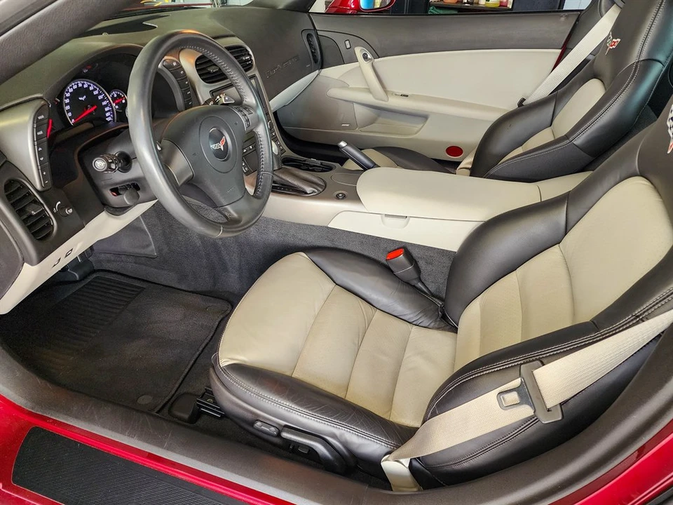 2007 Chevrolet Corvette C6 - Image 20 of 30