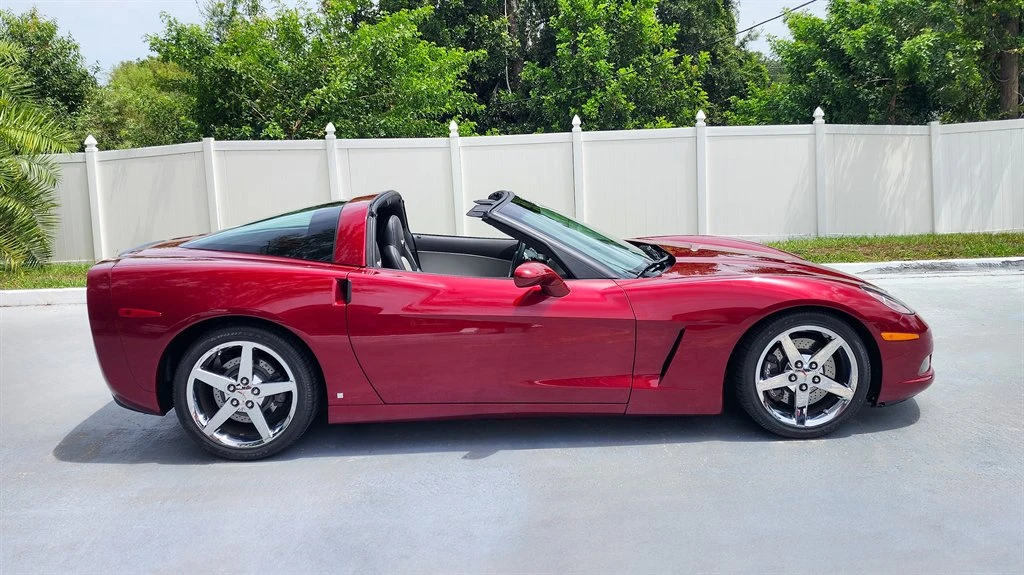 2007 Chevrolet Corvette C6 - Image 10 of 30