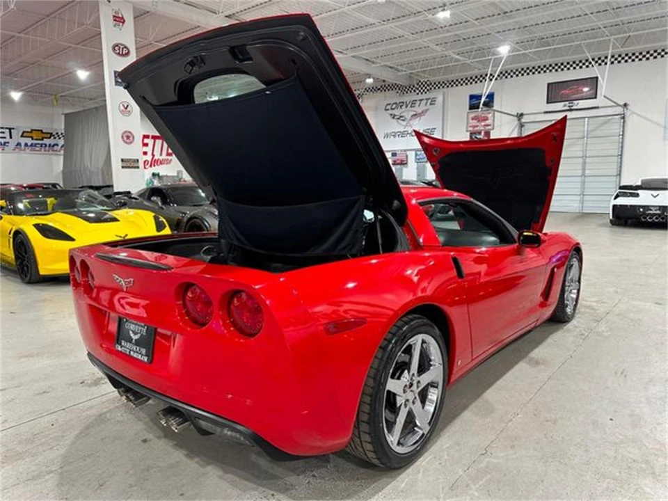 2007 Chevrolet Corvette C6 - Image 25 of 30