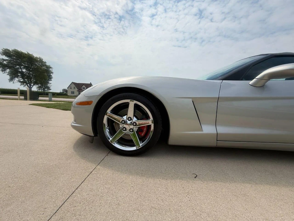 2007 Chevrolet Corvette C6 - Image 21 of 31