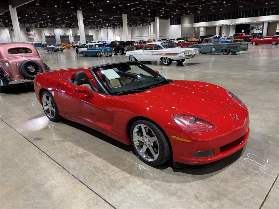 2007 Chevrolet Corvette C6 - Image 2 of 14