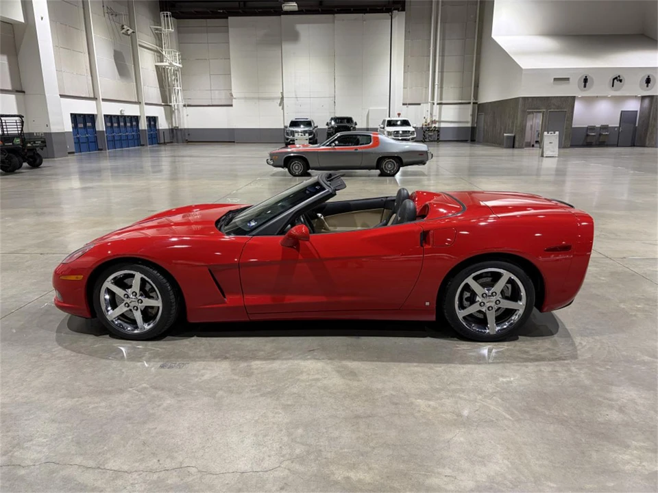2007 Chevrolet Corvette C6 - Image 7 of 14