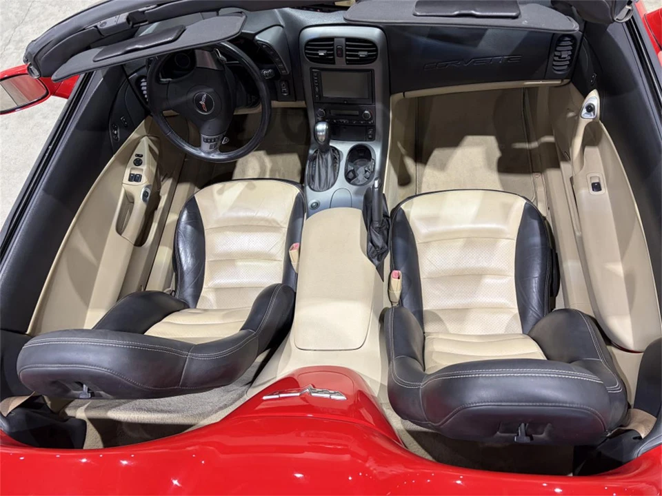 2007 Chevrolet Corvette C6 - Image 10 of 14