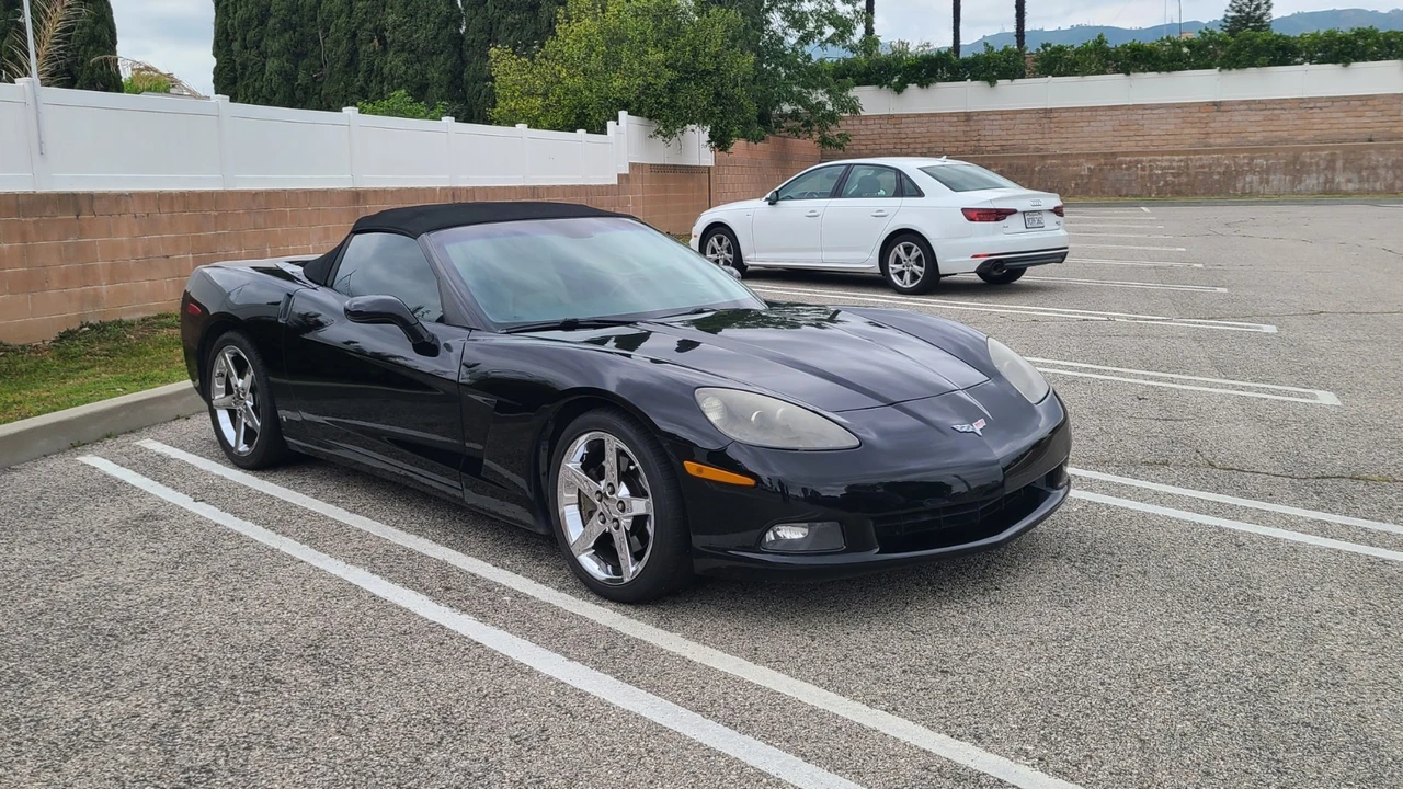 2007 Chevrolet Corvette C6 - Image 2 of 14