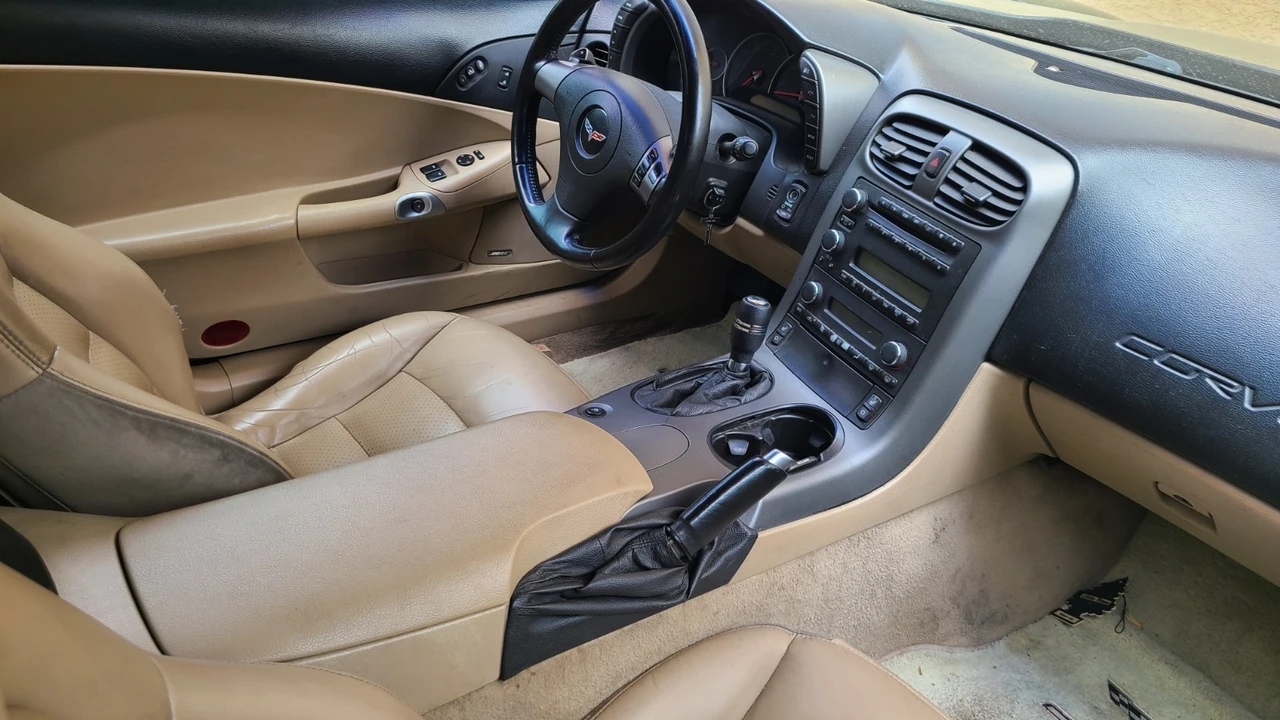 2007 Chevrolet Corvette C6 - Image 11 of 14