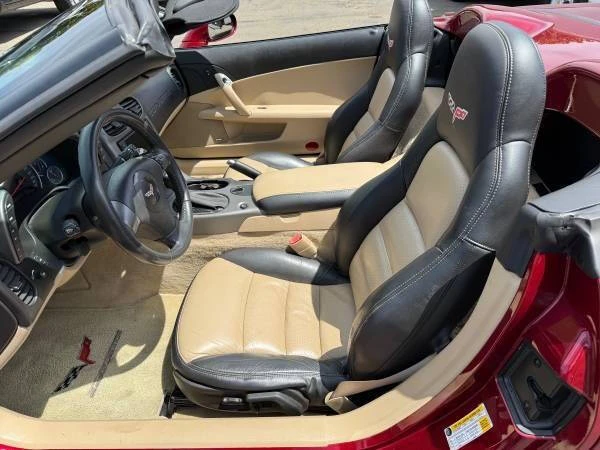 2007 Chevrolet Corvette C6 - Image 16 of 19