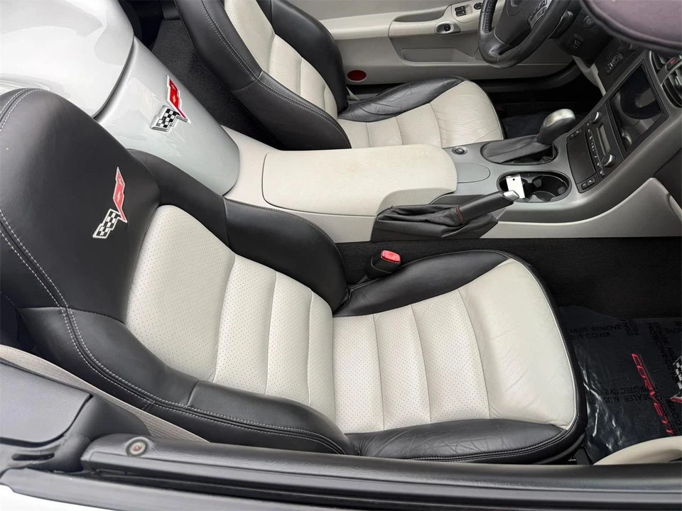 2007 Chevrolet Corvette C6 - Image 19 of 31