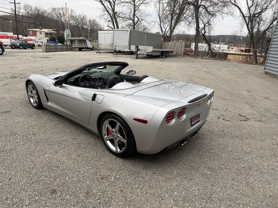 2007 Chevrolet Corvette C6 - Image 13 of 31