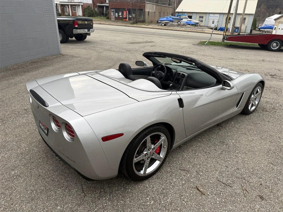 2007 Chevrolet Corvette C6 - Image 17 of 31