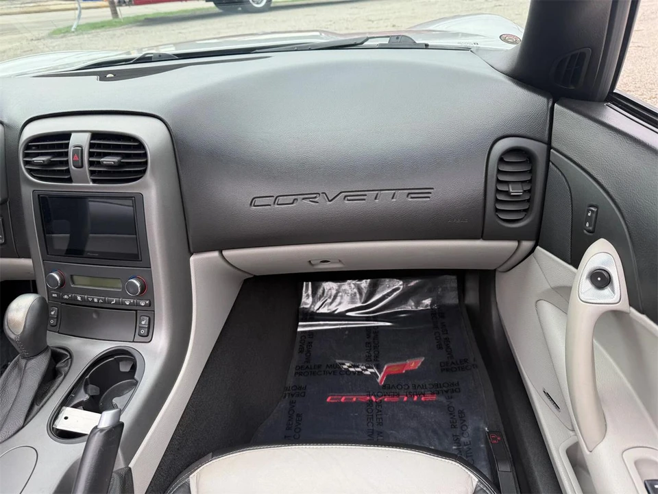 2007 Chevrolet Corvette C6 - Image 18 of 31