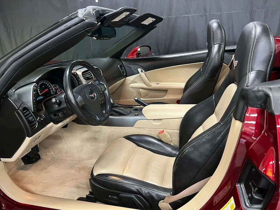 2007 Chevrolet Corvette C6 - Image 9 of 12