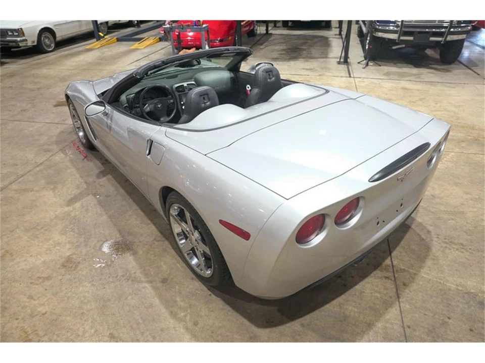2007 Chevrolet Corvette C6 - Image 16 of 31