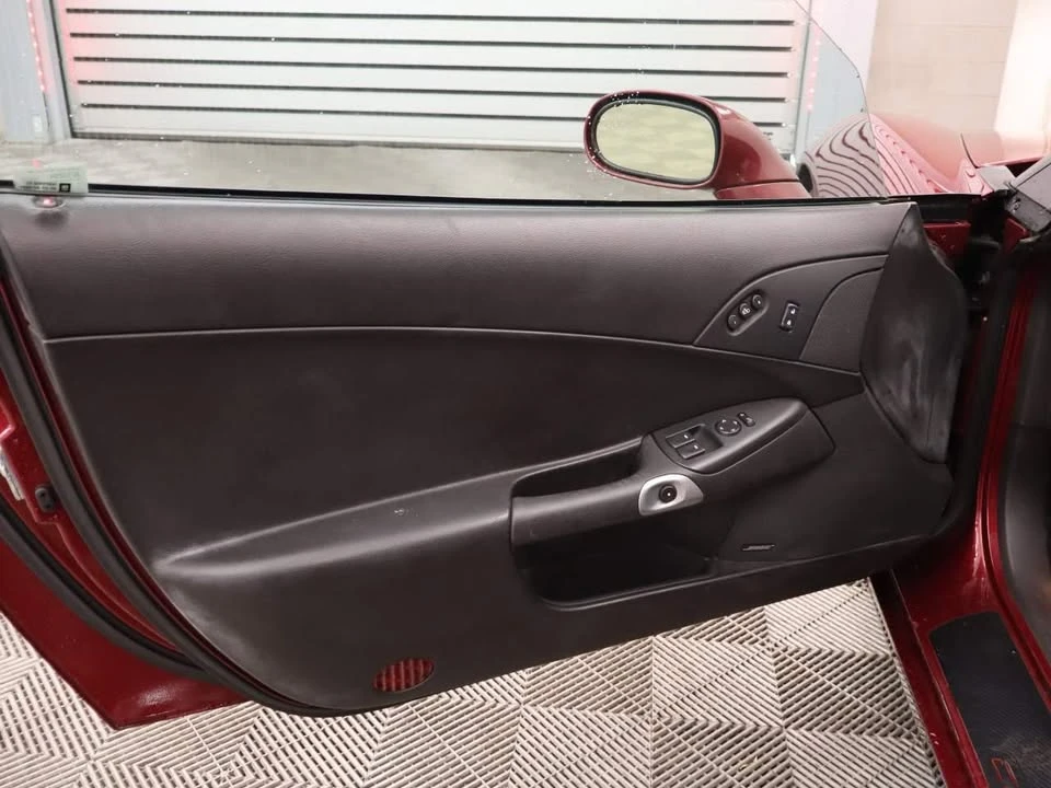 2007 Chevrolet Corvette C6 - Image 6 of 10