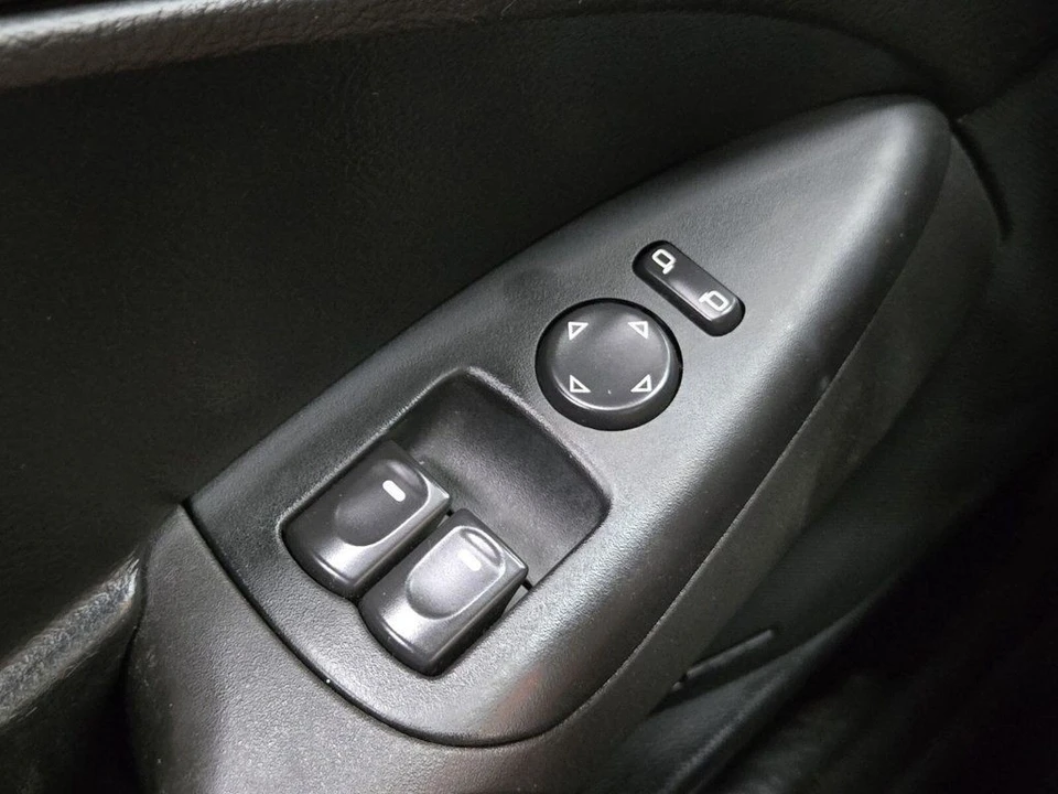 2007 Chevrolet Corvette C6 - Image 16 of 21