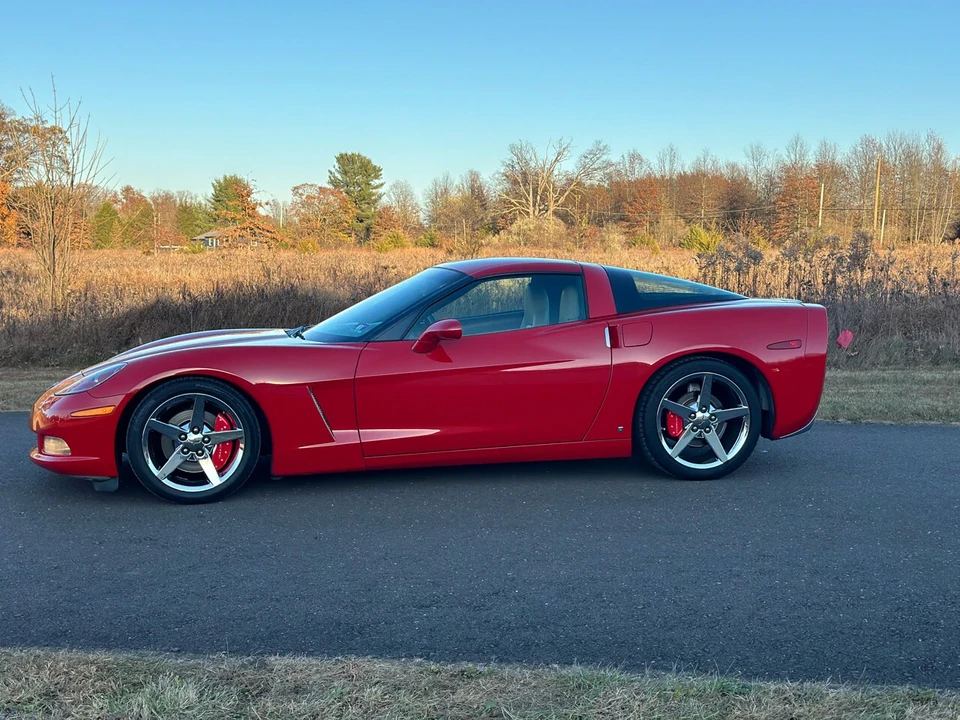 2007 Chevrolet Corvette C6 - Image 6 of 21