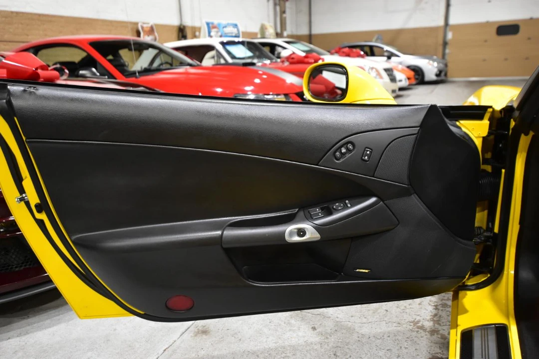 2007 Chevrolet Corvette C6 - Image 16 of 31