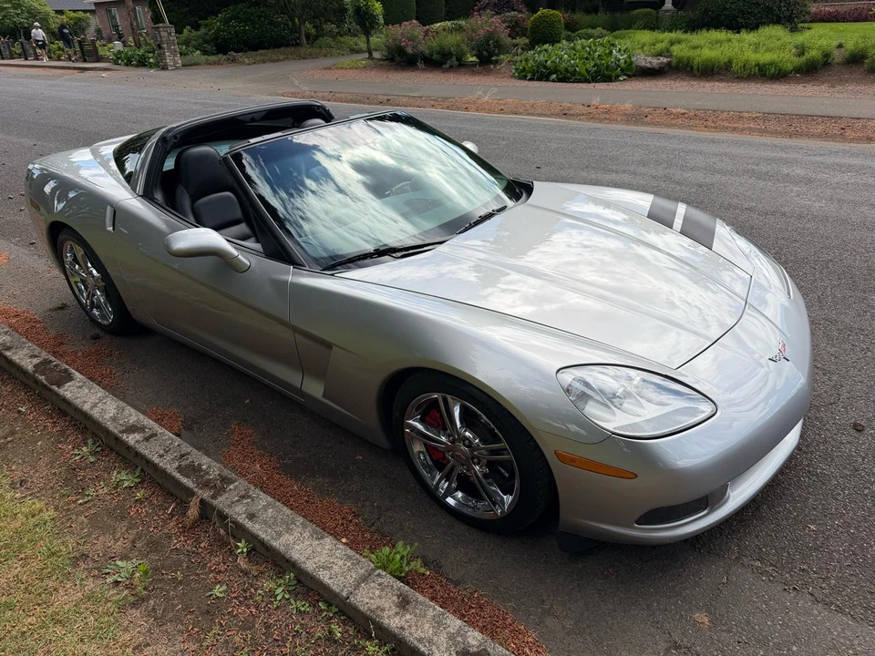 2007 Chevrolet Corvette C6 - Image 2 of 31