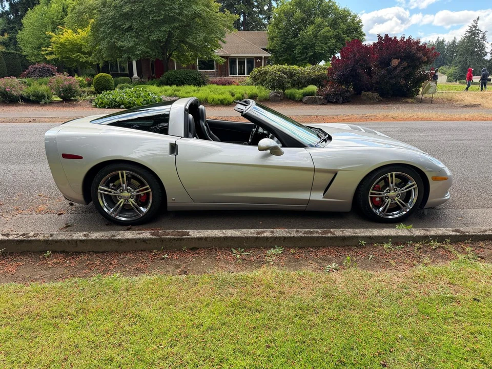 2007 Chevrolet Corvette C6 - Image 3 of 31