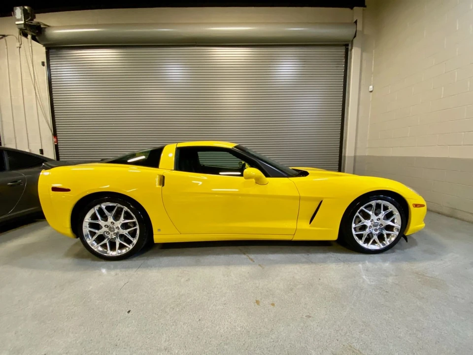 2007 Chevrolet Corvette C6 - Image 11 of 21
