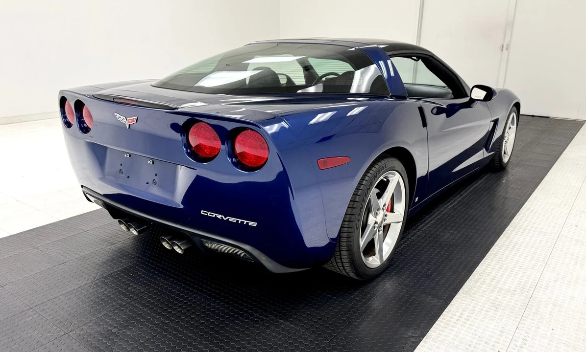 2007 Chevrolet Corvette C6 - Image 5 of 31