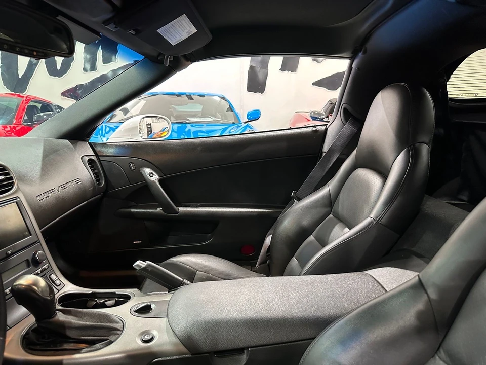 2007 Chevrolet Corvette C6 - Image 12 of 21