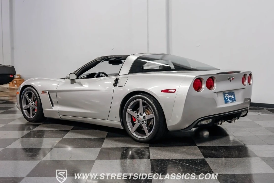2007 Chevrolet Corvette C6 - Image 9 of 12