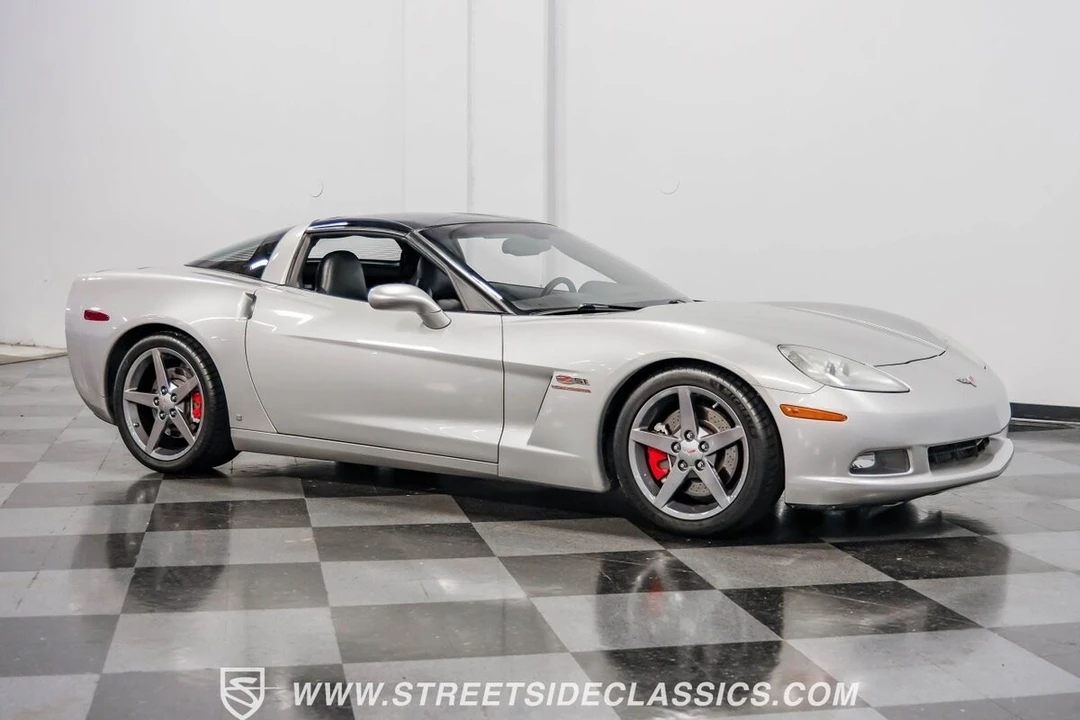 2007 Chevrolet Corvette C6 - Image 15 of 21